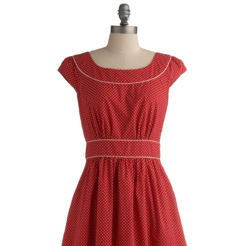 ModCloth Emily and Fin polka dot dress size M